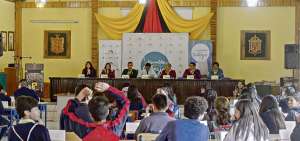 Los chicos intervinieron en el programa &ldquo;Asamblea en mi colegio&rdquo; en el redecorado auditorio del plantel p&uacute;blico Victoria V&aacute;sconez Cuvi (Latacunga).
