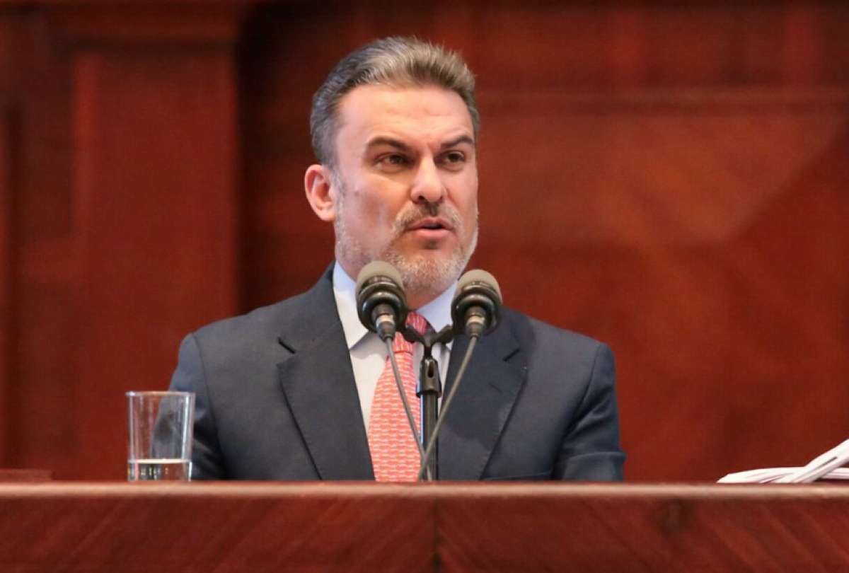 José Serrano se encuentra detenido actualmente por las autoridades migratorias de Estados Unidos. 