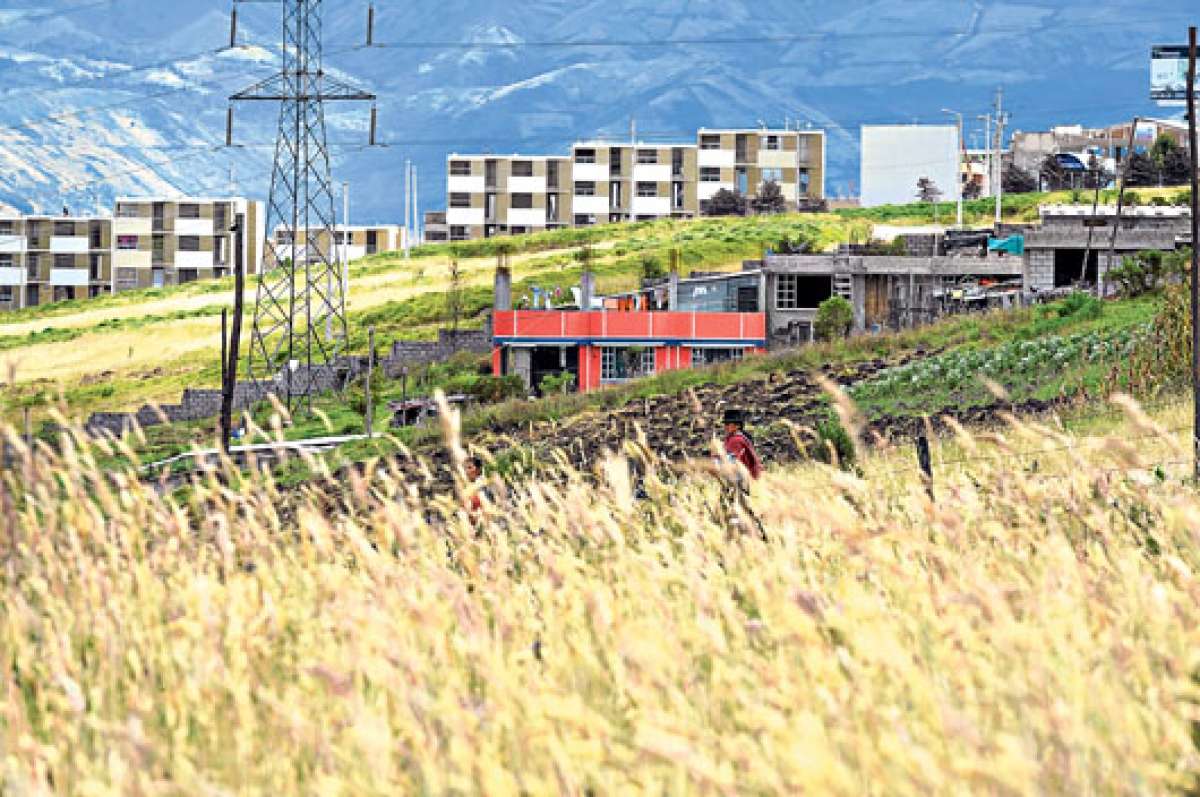 En barrio El Troje se a&uacute;n pueden observar indicios del trazado del Camino del Inca. El desarrollo urban&iacute;stico del sector hizo que parte de esta red vial prehispanica se pierda. Foto: John Guevara / El Tel&eacute;grafo
