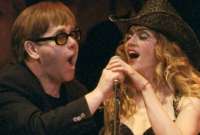 Tras 20 años de enemistad, Elton John y Madonna se reconciliaron. Compartieron fotografías en redes sociales. 
