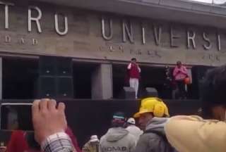Manifestante dice que &quot;si la ciudad tiene que morirse de hambre, que se muera&quot;