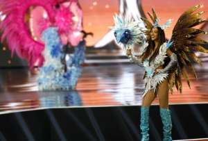 La representante de Ecuador Nadia Mejía sorprendió en la Gala de Traje Típico en Tailandia con un diseño moderno y simbólico que homenajea a una de las especies más icónicas de Galápagos.