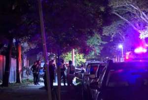 Joven madre muere de un disparo mientras paseaba a su bebé