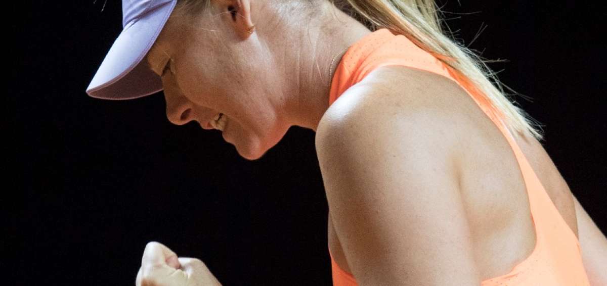 Sharapova gana a Kontaveit y se clasifica a semifinales de Stuttgart