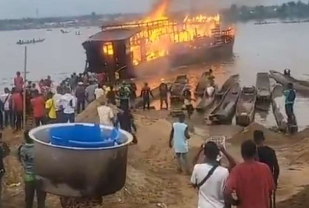 Varias personas habr&iacute;an vendido todas sus posesiones para ganar un puesto en el arca.