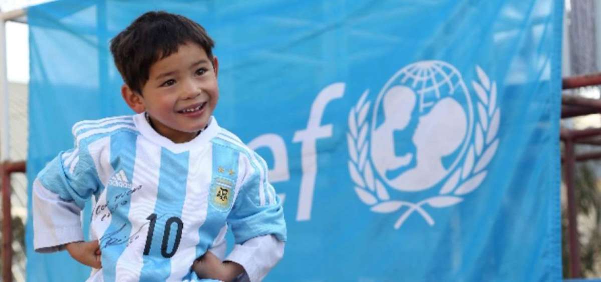 El "peque&ntilde;o Messi" afgano mantiene la ilusi&oacute;n de conocer a su &iacute;dolo