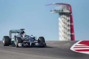 Lewis Hamilton es el actual l&iacute;der del Mundial de F&oacute;rmula 1 con 17 puntos sobre su compa&ntilde;ero Nico Rosberg. Foto: AFP 