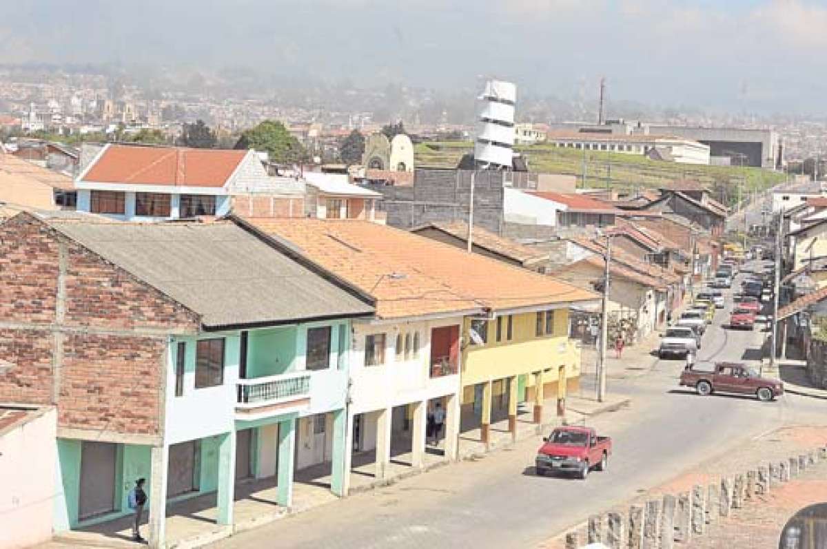 De acuerdo con el libro Rostros de los Barrios de Cuenca, este sector est&aacute; conformado por unas 6 manzanas donde viven unas 1.200 personas, todos se conocen, como suced&iacute;a anta&ntilde;o. Foto: Jos&eacute; Luis Llivisaca / El Tel&eacute;grafo.