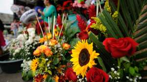 Flores ecuatorianas se exhiben y posicionan en el mercado ruso