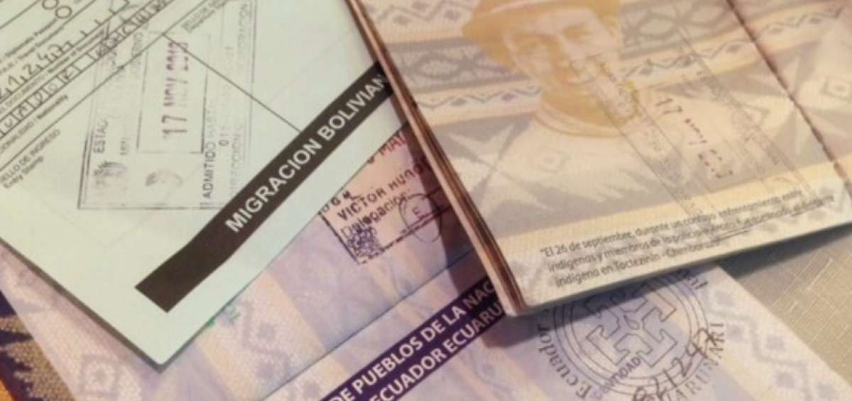 La Polic&iacute;a de Bolivia investiga si el ingreso de activista ind&iacute;gena ecuatoriano fue legal, adem&aacute;s de determinar la autenticidad de sellos de migraci&oacute;n.