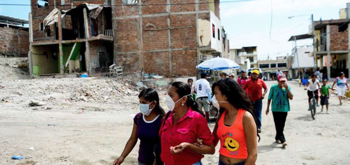 Varias de las edificaciones del barrio Tarqui, en Manta, fueron analizadas por el equipo de Tecnalia.