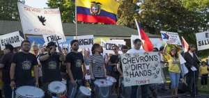 Grupos ind&iacute;genas ecuatorianos afectados por la contaminaci&oacute;n han solicitado a los tribunales canadienses que declaren a Chevron Canad&aacute; responsable de las acciones de la empresa matriz.