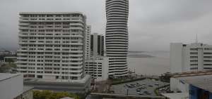 La Plaza Santa Ana es uno de los m&aacute;s recientes atractivos de Guayaquil, en donde se levantan nuevos proyectos inmobiliarios y negocios tur&iacute;sticos.