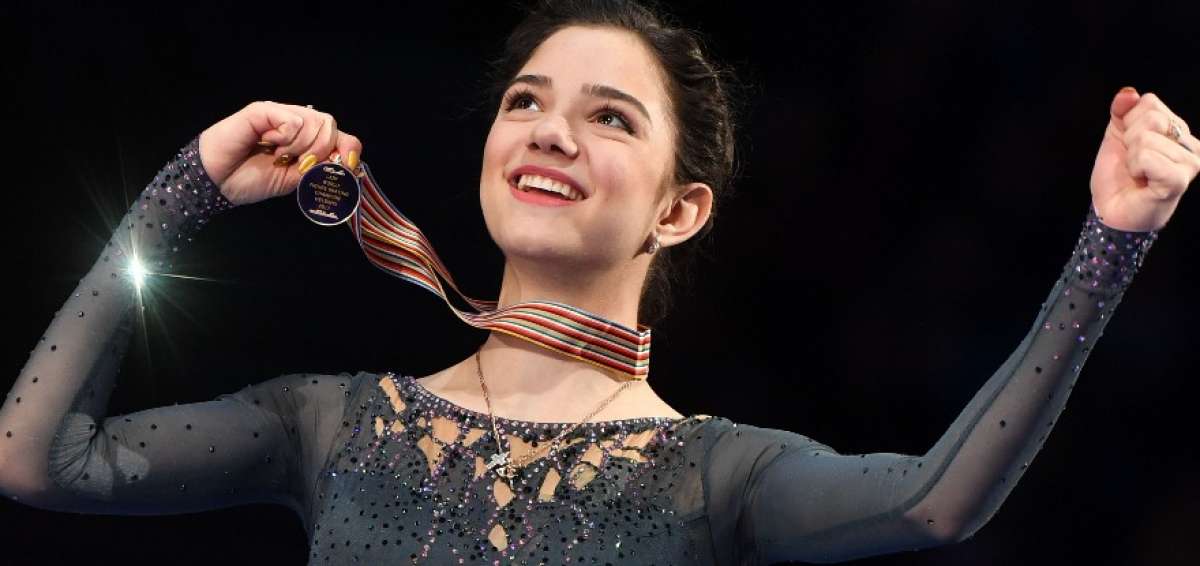 La rusa Medvedeva revalida su oro mundial de patinaje art&iacute;stico
