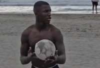 Moisés Caicedo celebra con su gente: música, fútbol y playa en Esmeraldas