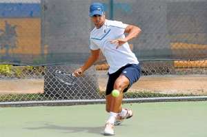 El ecuatoriano Campuzano se impuso a al estadounidense Chase Buchanan