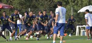 Entrenamiento de Ecuador en Viamao.