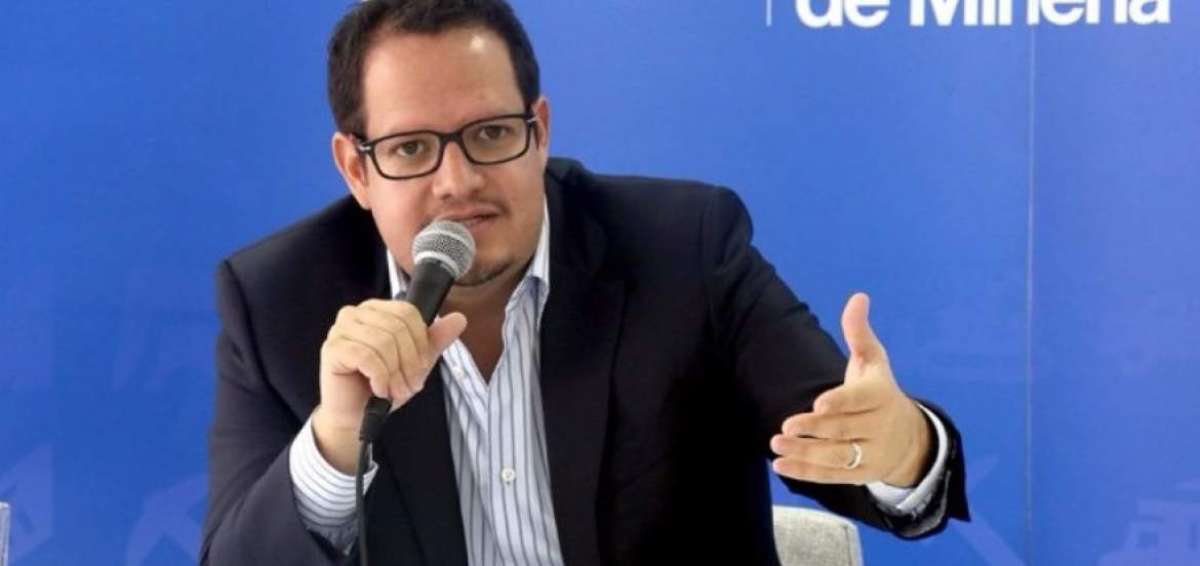 El ministro Javier C&oacute;rdova manifest&oacute; que el pa&iacute;s ha recibido, hasta la fecha, 122 solicitudes para acceder a nuevas concesiones mineras. 