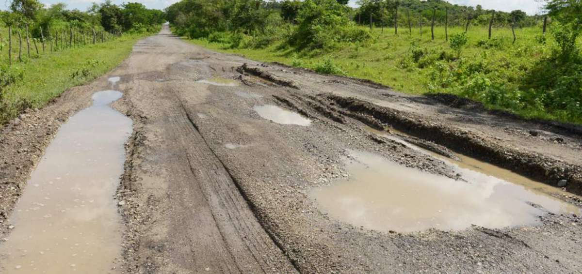 El camino que va de Daular hasta el km 34 de la V&iacute;a a la Costa presenta deterioro en varios tramos.