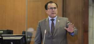 El asamble&iacute;sta Ra&uacute;l Tello retir&oacute; su pedido para reestructurar el CAL y las comisiones legislativas. 