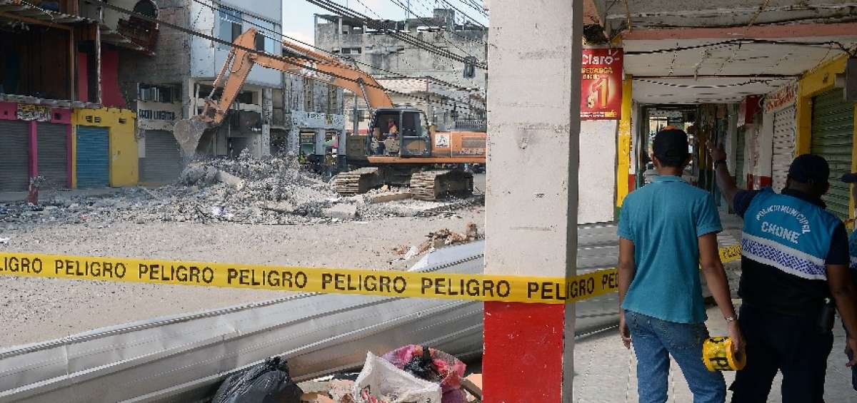 El canton Chone, en la provincia de Manab&iacute;, fue tambi&eacute;n afectado por el remez&oacute;n del s&aacute;bado 16 de abril del 2016 de 7,8 grados en la escala de Richter.