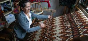 "Artesano Artista&rdquo; impulsa la comercializaci&oacute;n de la macana