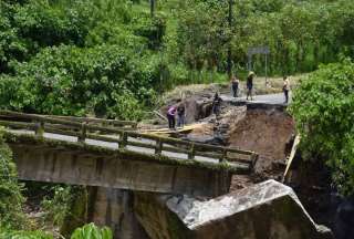 El puente sobre el río Lelia, en la vía Aloag - Santo Domingo, colapsó el pasado viernes 01 de marzo de 2024.