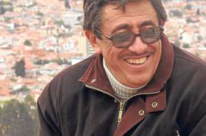 Jorge D&aacute;vila transmiti&oacute; parte de su quehacer literario durante dos horas. Foto: TOMADA DE www.alabanzasdeldesorden.