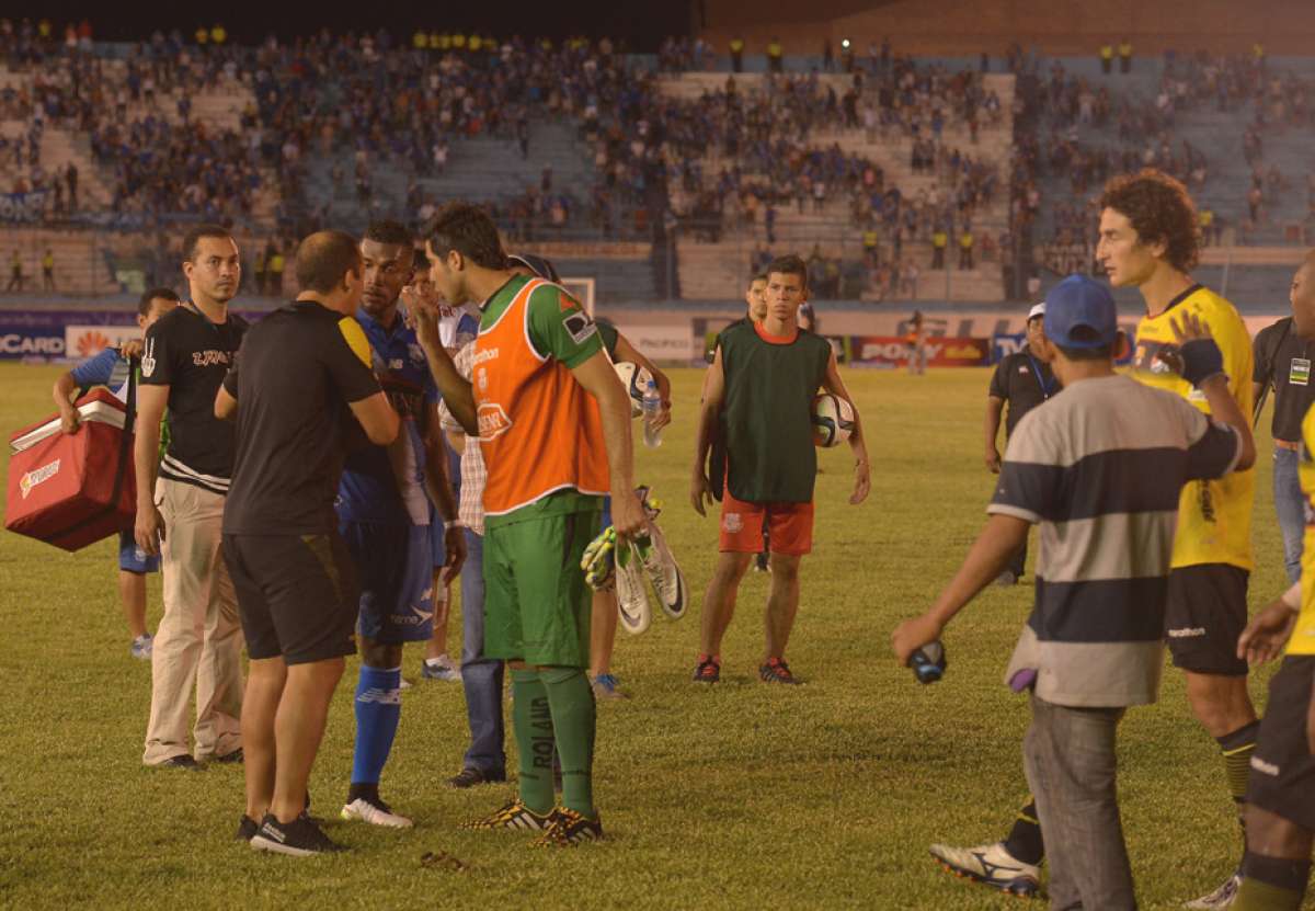 El portero de Barcelona explic&oacute; lo sucedido luego del Cl&aacute;sico. Foto: Eduardo Escobar / El Tel&eacute;grafo.