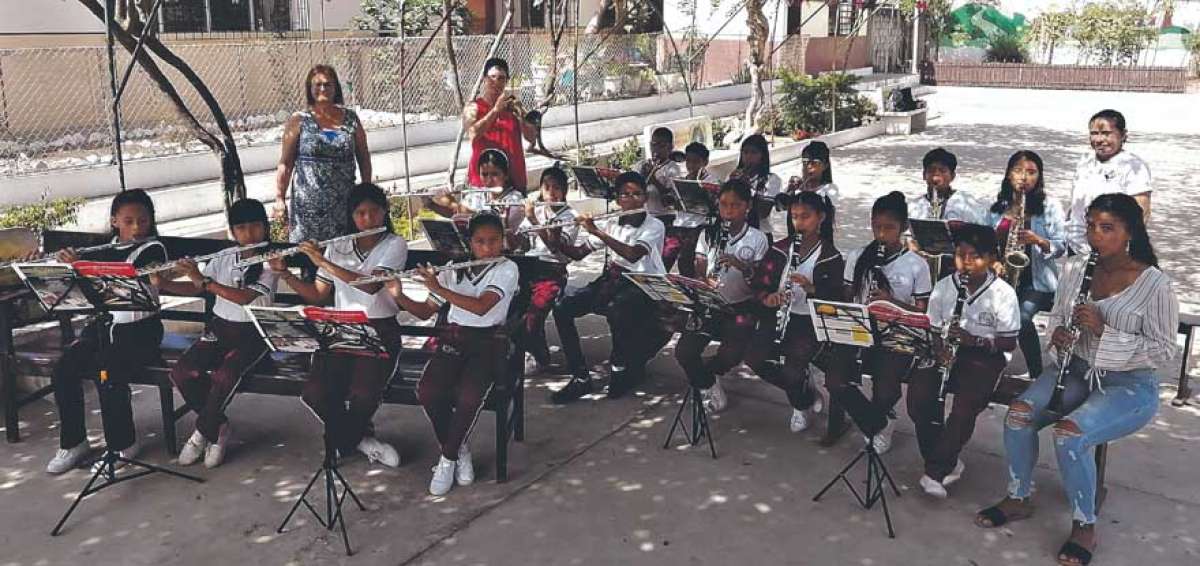 Los padres de familia valoran y aplauden el extracurricular de m&uacute;sica porque sus hijos ocupan el tiempo libre en aprender arte.