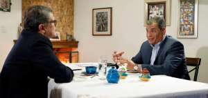 El presidente Rafael Correa recibi&oacute; en su casa a Xavier Lasso, quien retom&oacute; el programa Palabra Suelta.