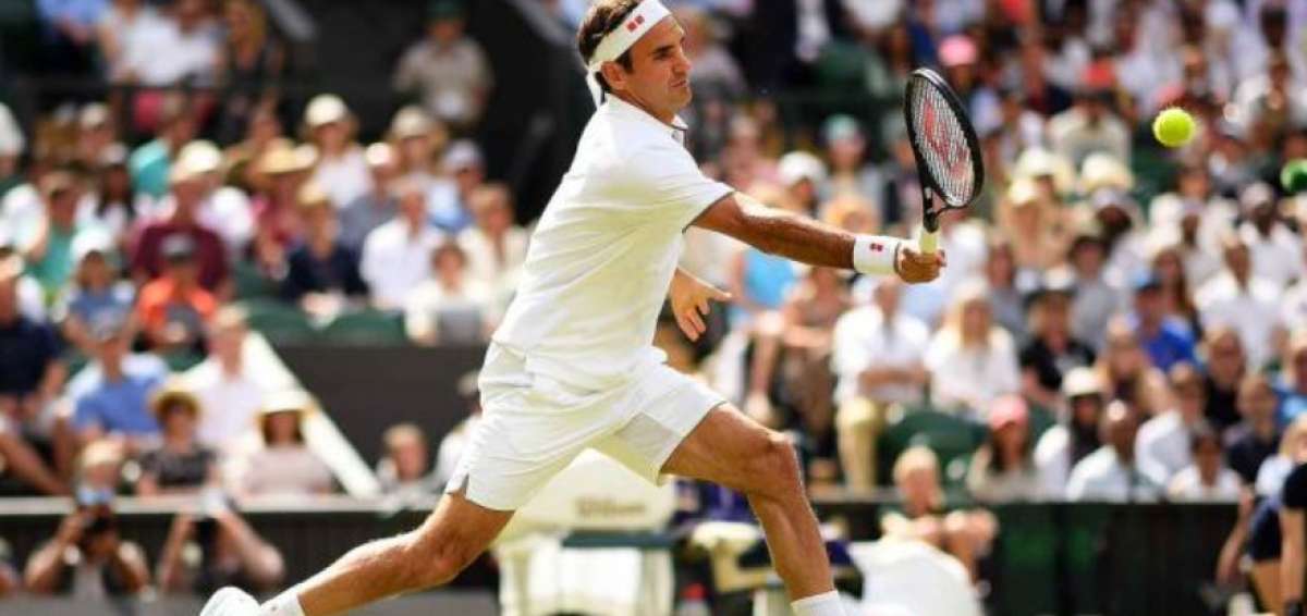 Primera victoria de Federer tuvo un peque&ntilde;o rev&eacute;s en Wimbledon