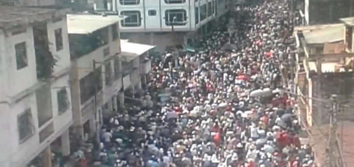 Devotos celebraron la Navidad con la procesi&oacute;n del Divino Ni&ntilde;o en Dur&aacute;n