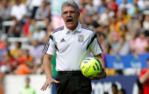 Brasile&ntilde;o Ferretti se compromete a ser DT interino de selecci&oacute;n mexicana de f&uacute;tbol