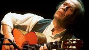 Un a&ntilde;o sin la guitarra flamenca de Paco de Luc&iacute;a 