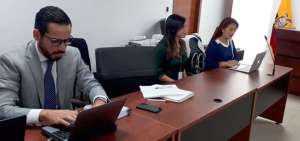 La doctora Ivonne Proa&ntilde;o (de azul), fiscal de la Unidad Antilavado de Activos, durante el juicio del caso Diacelec.