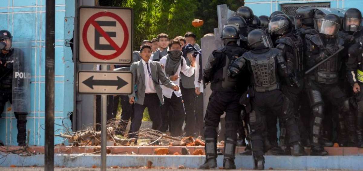 Serrano acusa a Uni&oacute;n Popular de azuzar a estudiantes del Mont&uacute;far