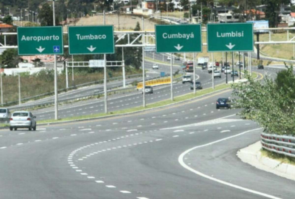 Gremios de transporte pesado se suman a la campaña de reducción de siniestros en la Simón Bolívar.