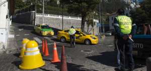 Preocupaci&oacute;n de moradores de Gu&aacute;pulo por cierre de avenida