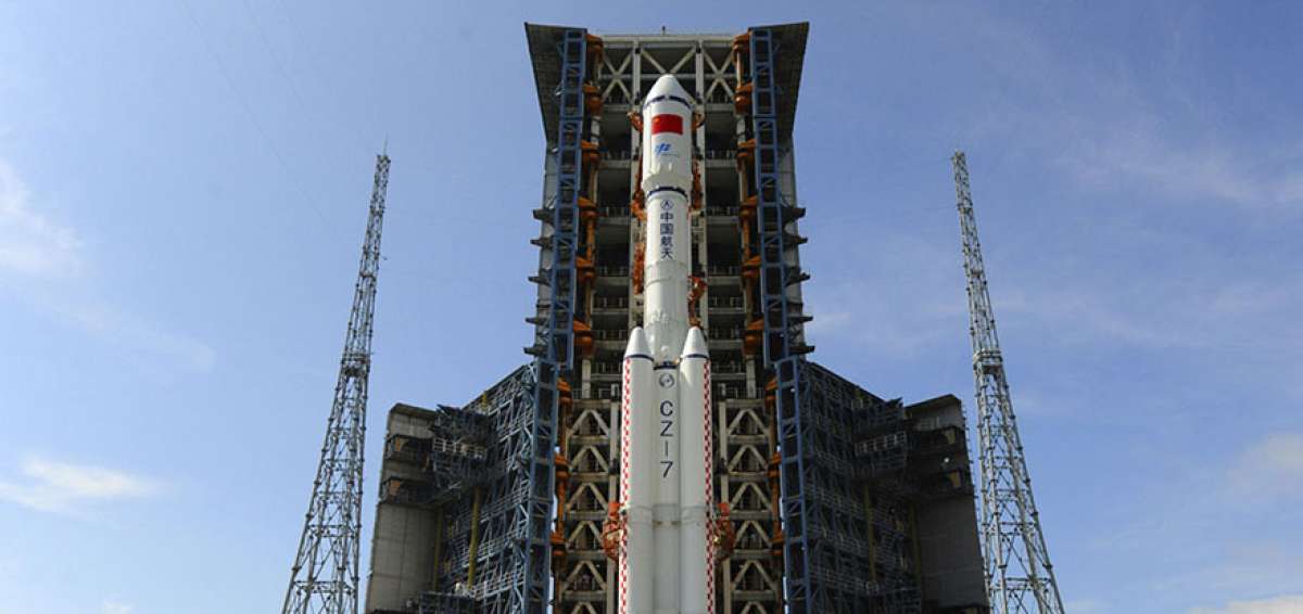 China fracasa en lanzamiento de su cohete espacial Larga Marcha 5 Y2