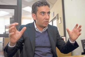 Nombre completo: Antonio Ricaurte Profesi&oacute;n: Doctor en Jurisprudencia Nacionalidad: ecuatoriana Edad: 36 a&ntilde;os  Hijos: 2 Educaci&oacute;n: Universidad SEK. Foto: Marco Salgado | El Tel&eacute;grafo