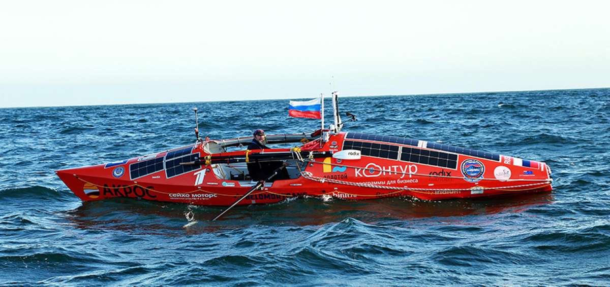 Un ruso llega a Chile en su kayak desde Nueva Zelanda tras 141 d&iacute;as