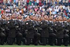 La décima cohorte de servidores policiales técnicos se graduó