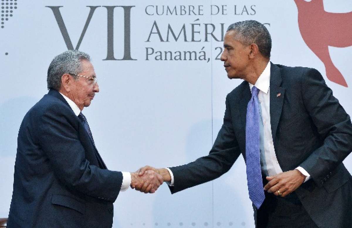 Los presidentes de Cuba y EE.UU. vuelven a reunirse despu&eacute;s de 50 a&ntilde;os. FOTO: AFP 