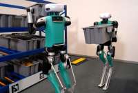 Hasta los robots se cansan: Colapsó de un robot tras trabajar 20 horas seguidas