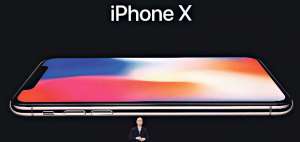 El precio inicial de venta del iPhone X fue de casi mil d&oacute;lares.