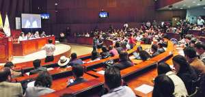 El jueves pasado, los comisionados socializaron el documento en la Asamblea Nacional.