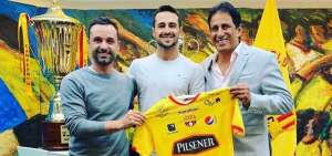 Gonz&aacute;lez llega para ordenar la zaga