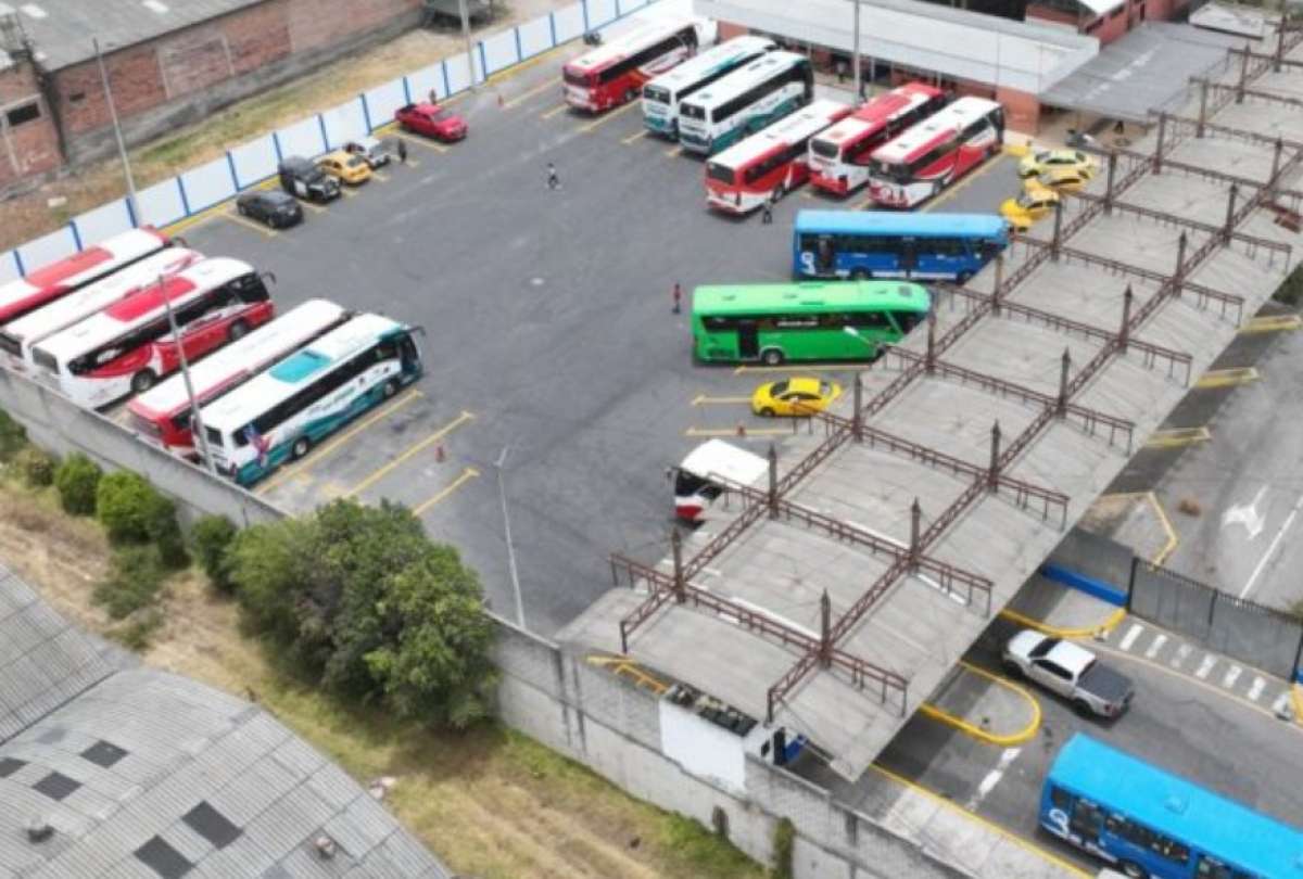 Debido a la romería a El Quinche, terminales terrestres de la capital tendrán afectaciones en su funcionamiento.