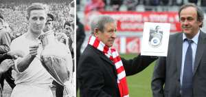 La primera foto muestra a Kopa (izq.) y Alfredo Di St&eacute;fano con el trofeo de la Copa de Europa. En 2011 la UEFA le entreg&oacute; un reconocimiento.